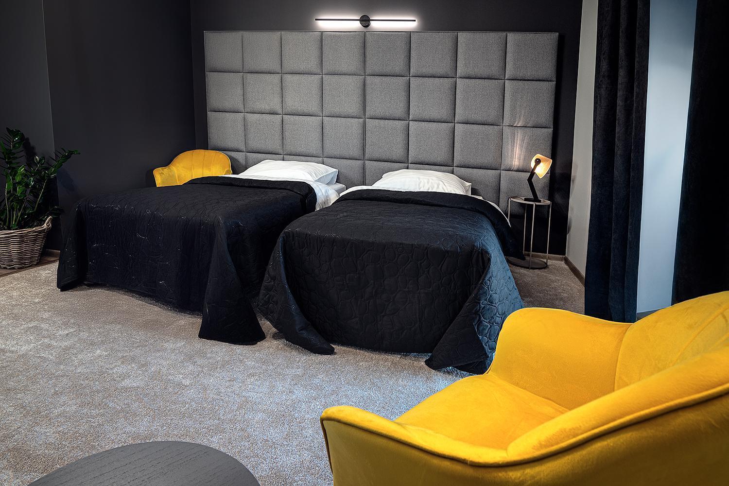 Hotel Absolwent Gostyń المظهر الخارجي الصورة