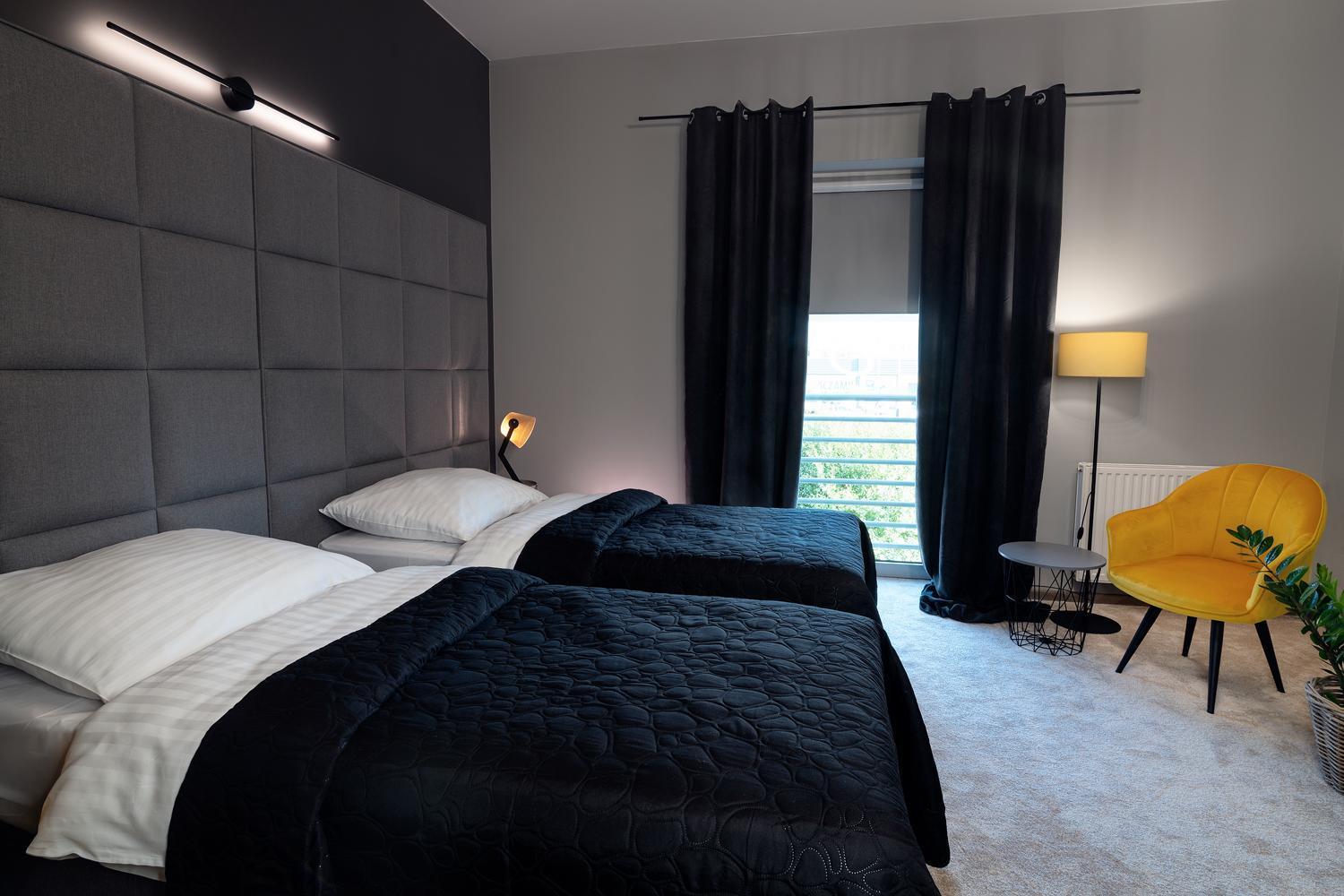 Hotel Absolwent Gostyń المظهر الخارجي الصورة