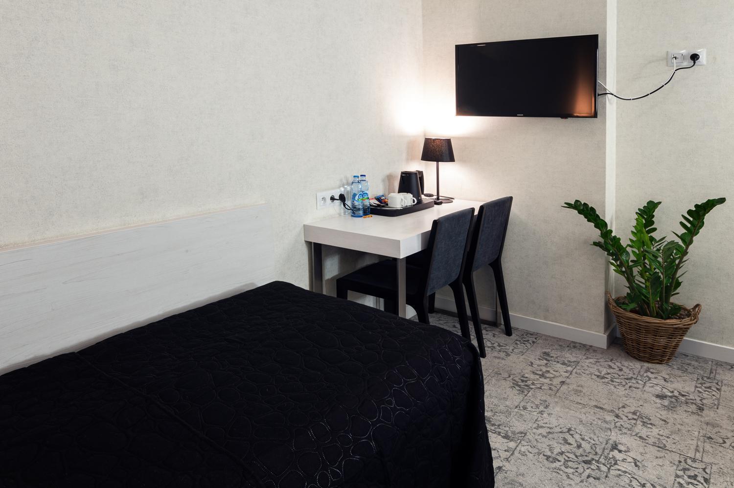 Hotel Absolwent Gostyń المظهر الخارجي الصورة