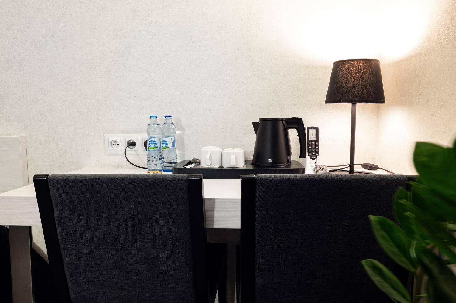 Hotel Absolwent Gostyń المظهر الخارجي الصورة