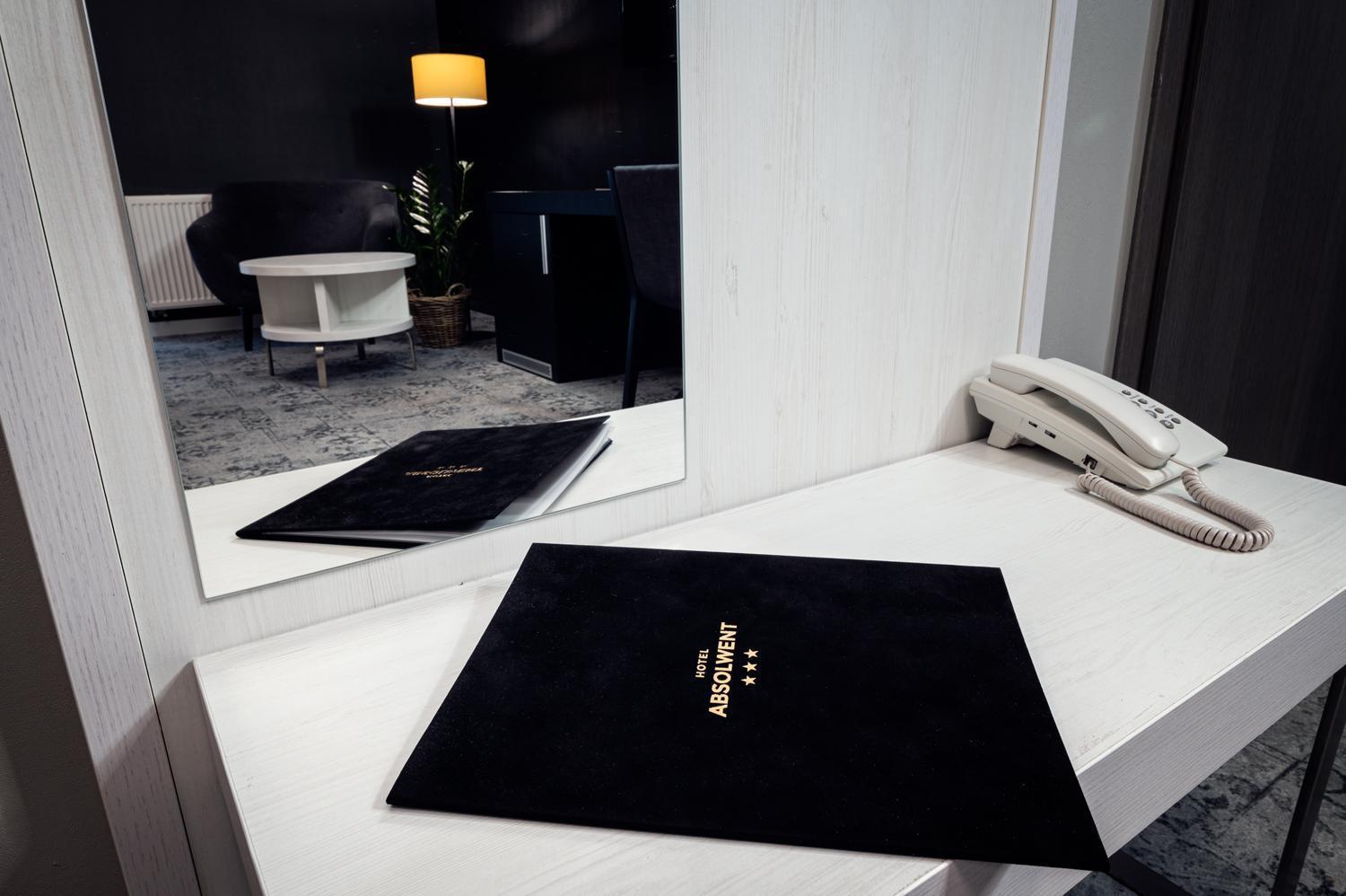 Hotel Absolwent Gostyń المظهر الخارجي الصورة