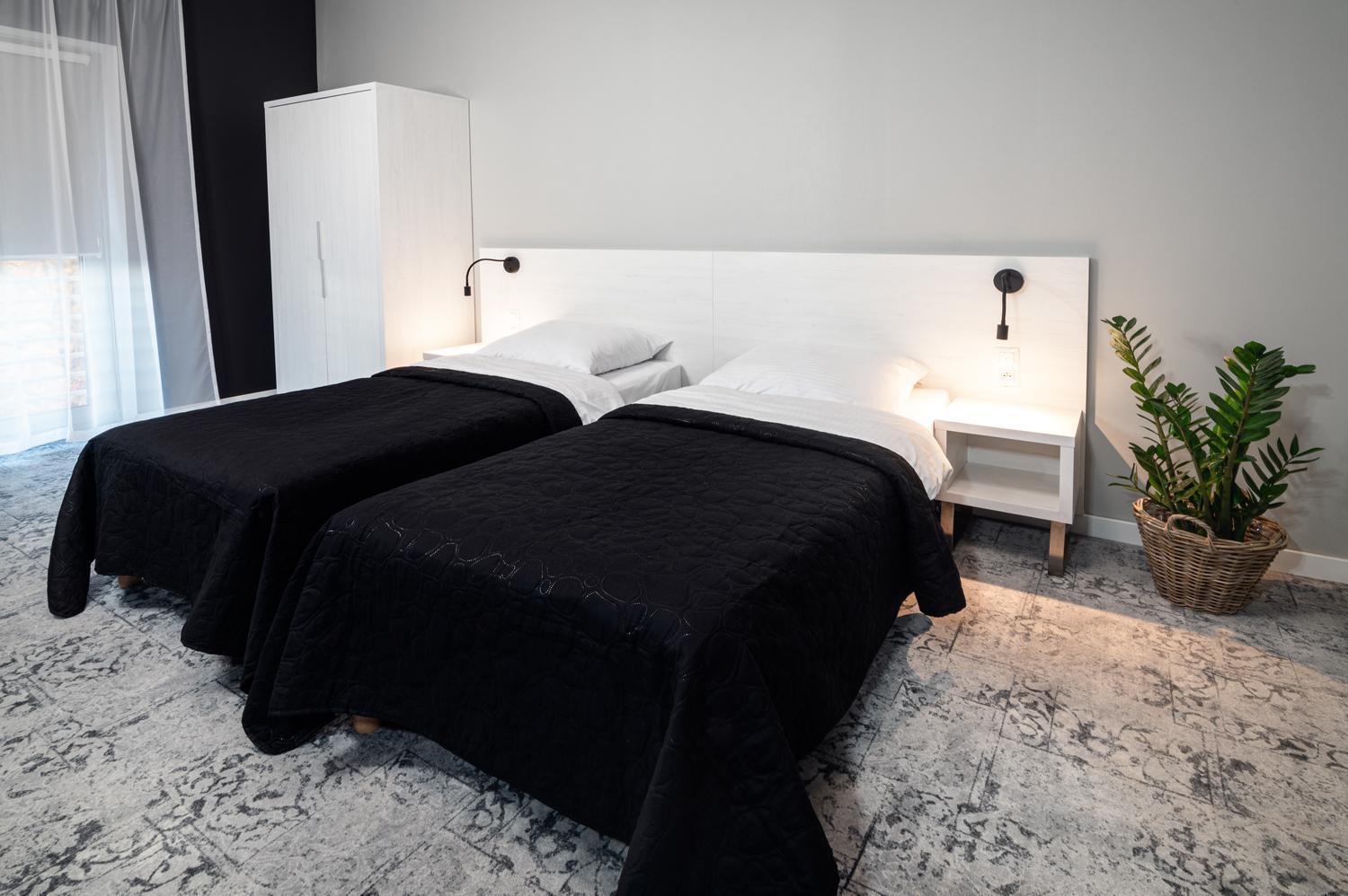 Hotel Absolwent Gostyń المظهر الخارجي الصورة