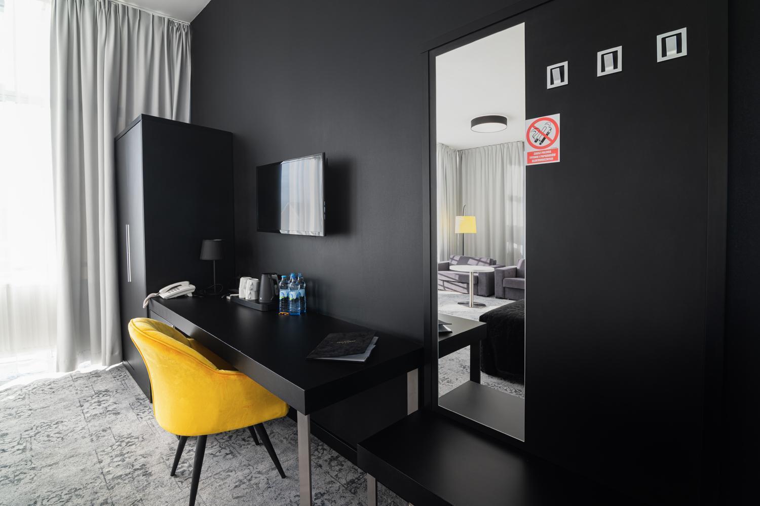 Hotel Absolwent Gostyń المظهر الخارجي الصورة