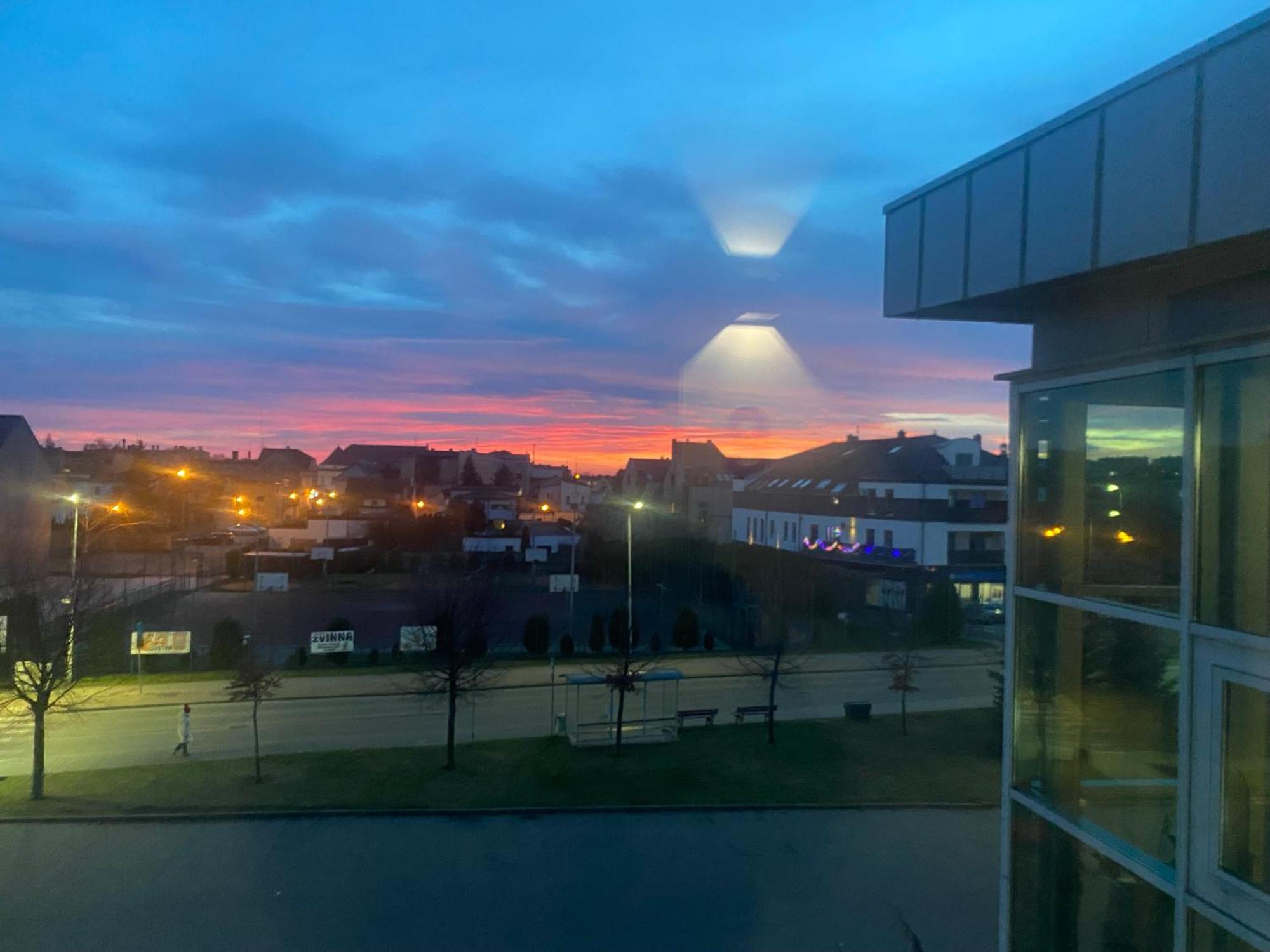 Hotel Absolwent Gostyń المظهر الخارجي الصورة